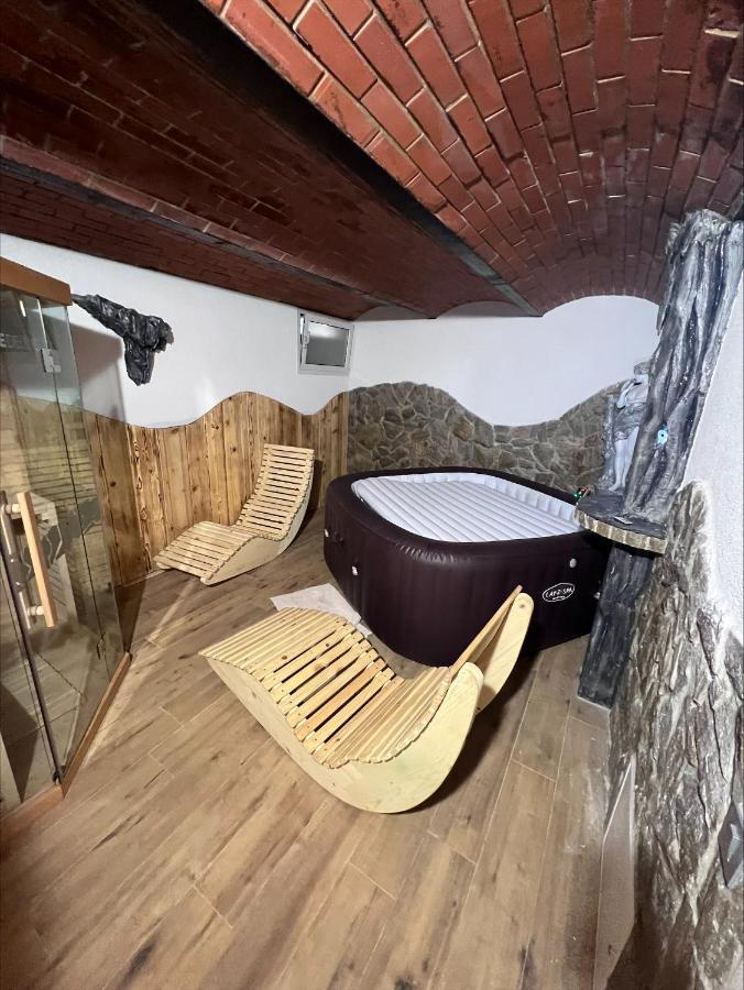 Отель Domacija Paternoster Litija Экстерьер фото